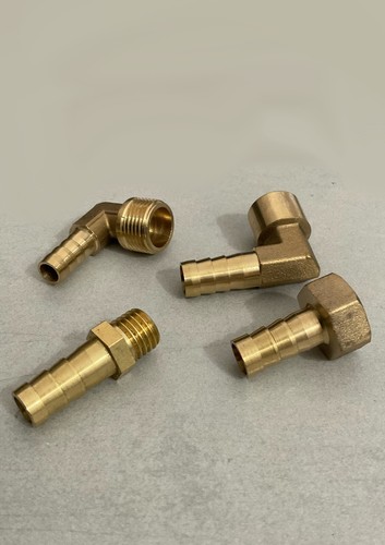 Brass pipe fitting metric - brass, male